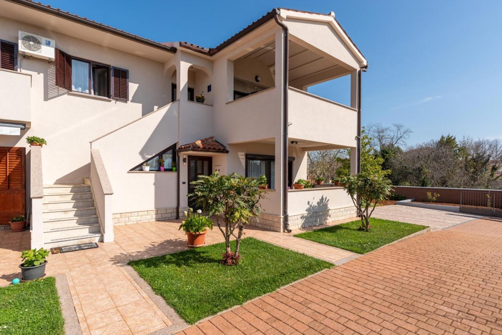 Apartment Marchela Nova Vas  Exterior photo